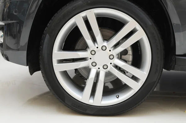 Will Any 20-Inch Tire Fit A 20-Inch Rim 1